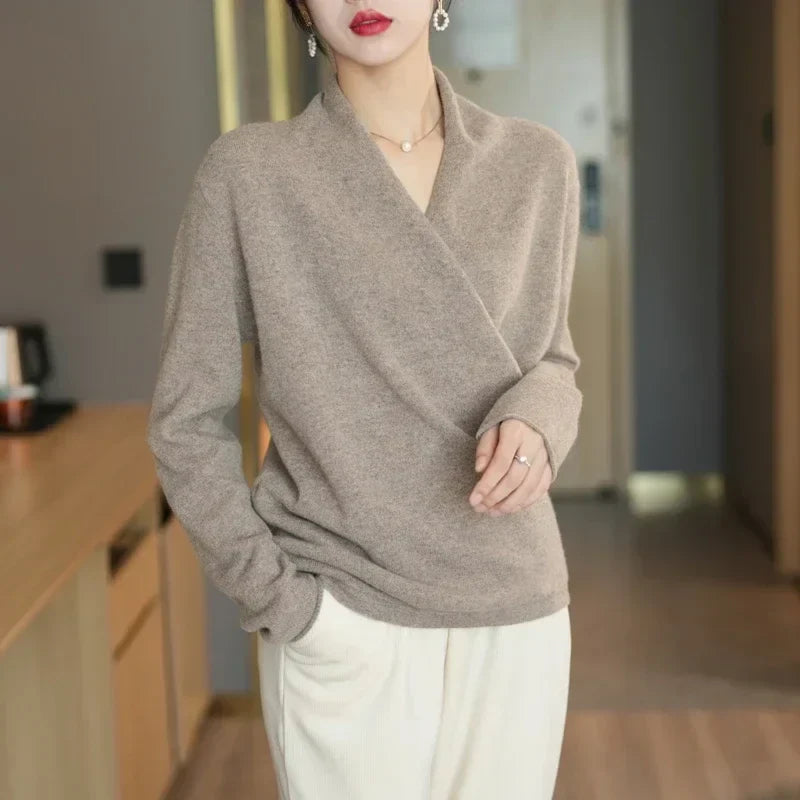 SOPHIA WOOL V NECK SWEATER