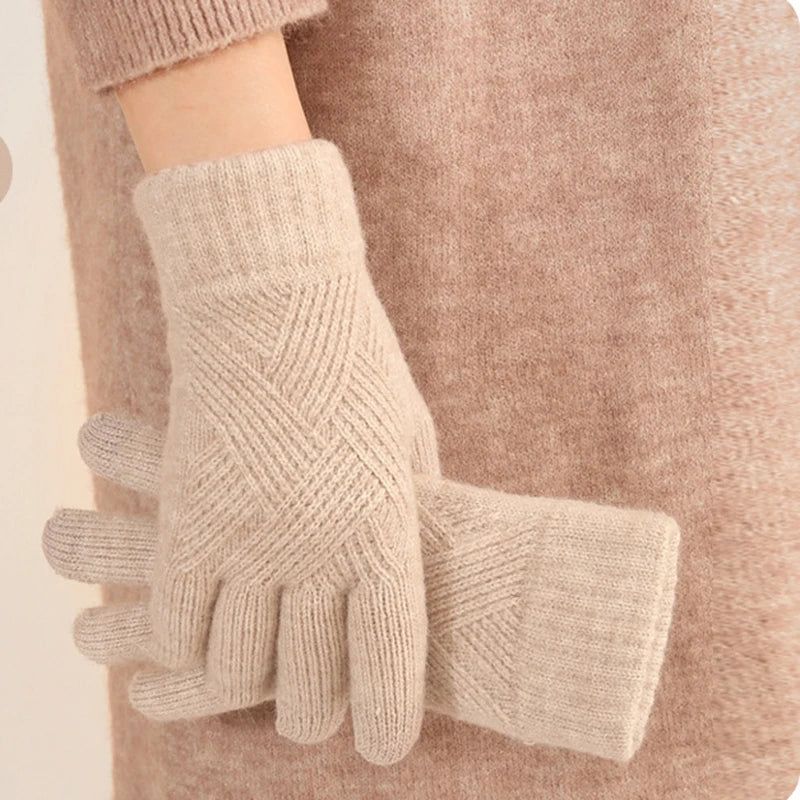 SOFT KNIT WINTER GLOVES