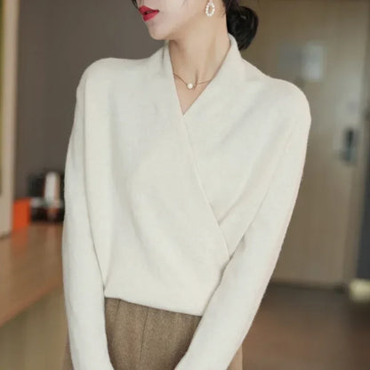 SOPHIA WOOL V NECK SWEATER
